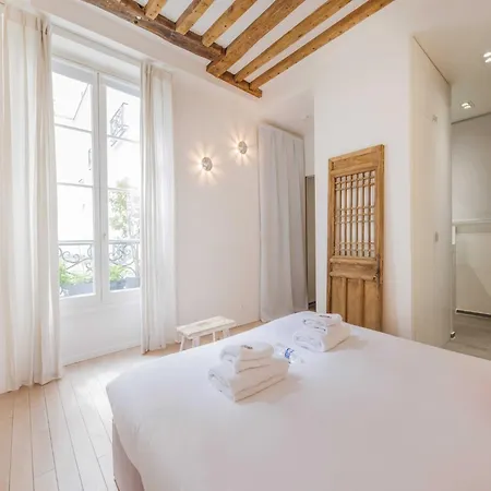 Superb - 1bdr 2p - Le Marais Paris